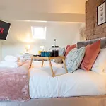 Holiday home Beautiful Townhouse Harrogate, 3 Bedroom