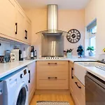 Holiday home Beautiful Townhouse Harrogate, 3 Bedroom *