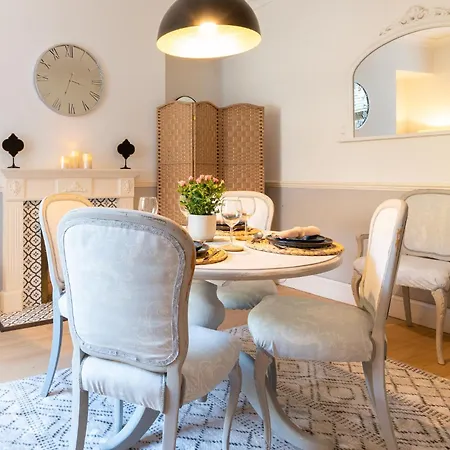 Vakantiehuis Beautiful Townhouse Harrogate, 3 Bedroom Harrogate