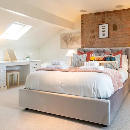 Beautiful Townhouse Harrogate, 3 Bedroom הרוגייט