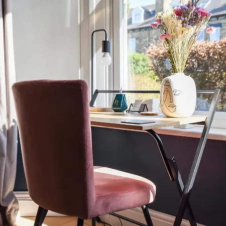 Beautiful Townhouse Harrogate, 3 Bedroom הרוגייט