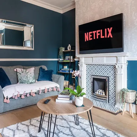 Beautiful Townhouse Harrogate, 3 Bedroom בית נופש