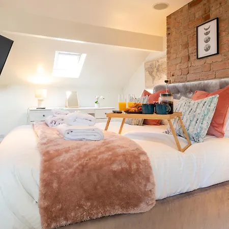 Beautiful Townhouse Harrogate, 3 Bedroom *