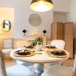Сasa de vacaciones Beautiful Townhouse Harrogate, 3 Bedroom *