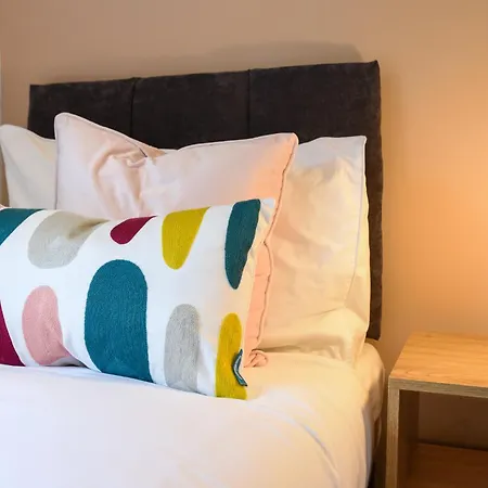 Beautiful Townhouse Harrogate, 3 Bedroom * Харрогейт